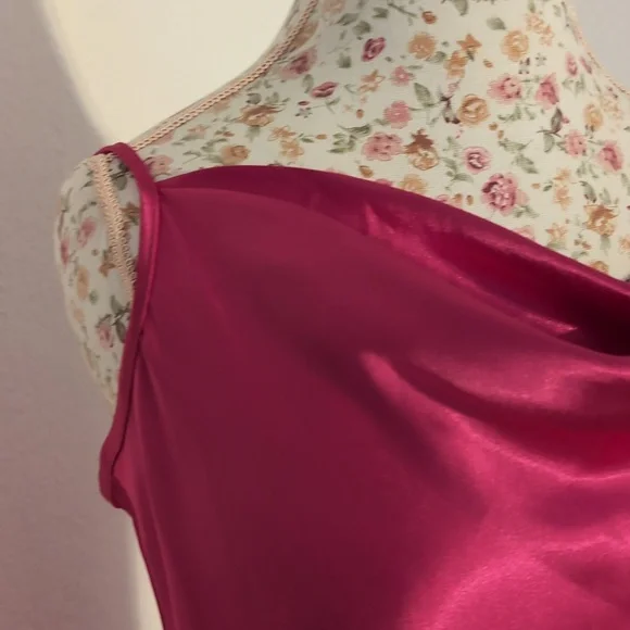 Hot pink satin style slip dress - beautiful! Perfect for VALENTINES! - Picture 4 of 5